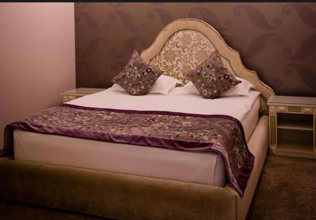 Hotel Goya Collection Zsilvásárhely Kültér fotó