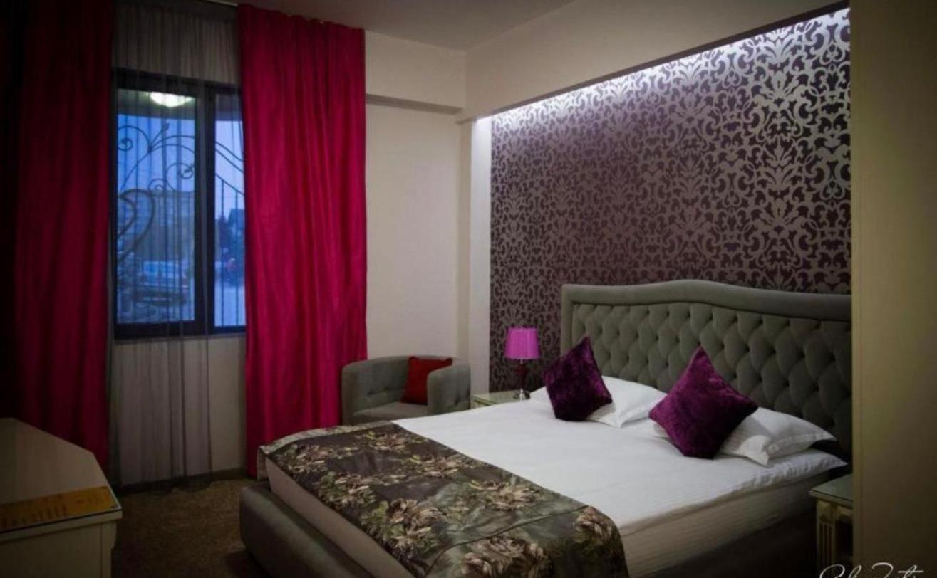 Hotel Goya Collection Zsilvásárhely Kültér fotó