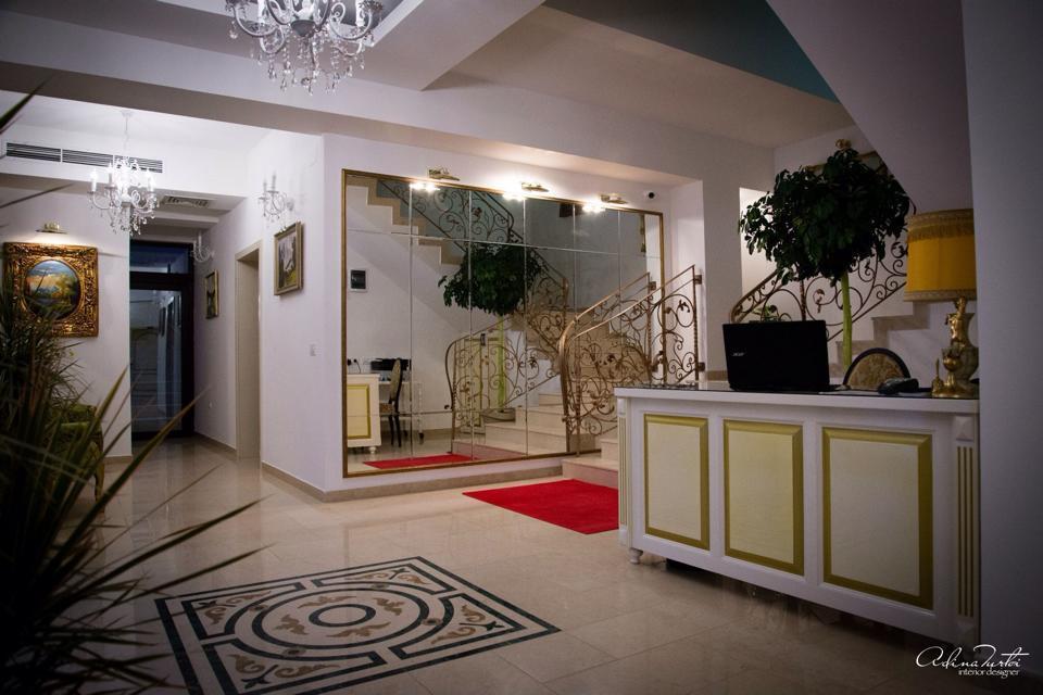 Hotel Goya Collection Zsilvásárhely Kültér fotó